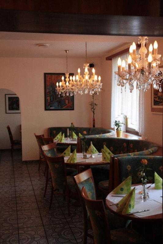 Hotel Schillerplatz Öhringen Eksteriør billede