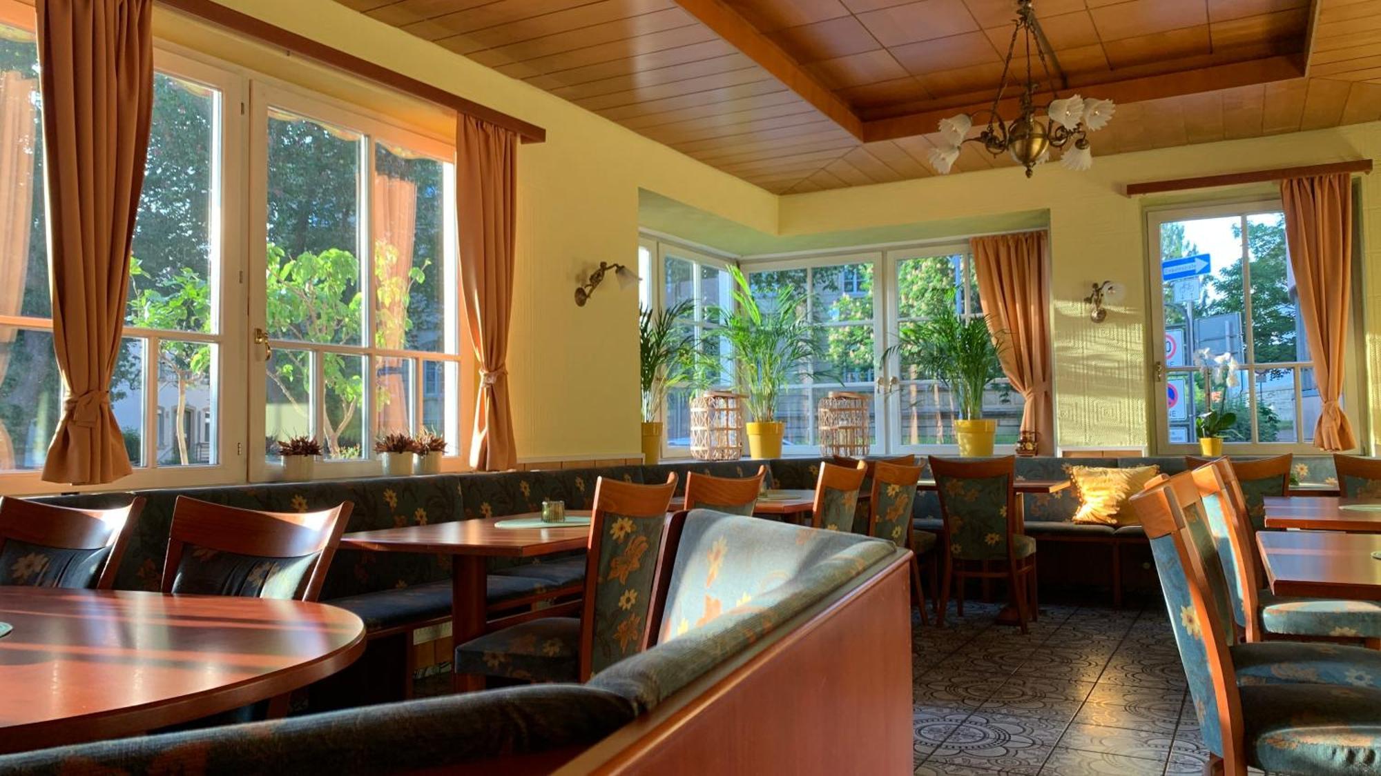 Hotel Schillerplatz Öhringen Eksteriør billede